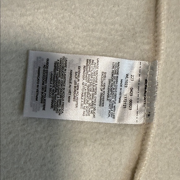 Columbia Women's Cream Fleece Vest - Picture 7 of 11